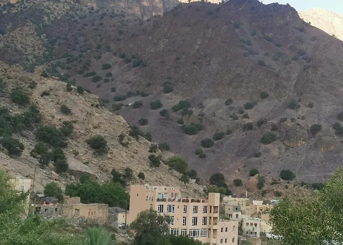 Hadash Guest House